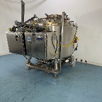 Precision Stainless 1500 Liter Stainless Steel Reactor image 1